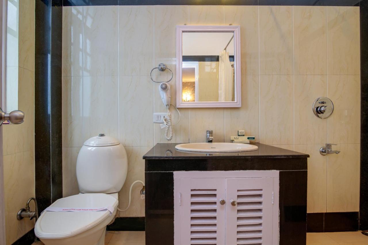 Muscatel Spring Burn - 100 Mts From Mall Road Дарджилинг Екстериор снимка