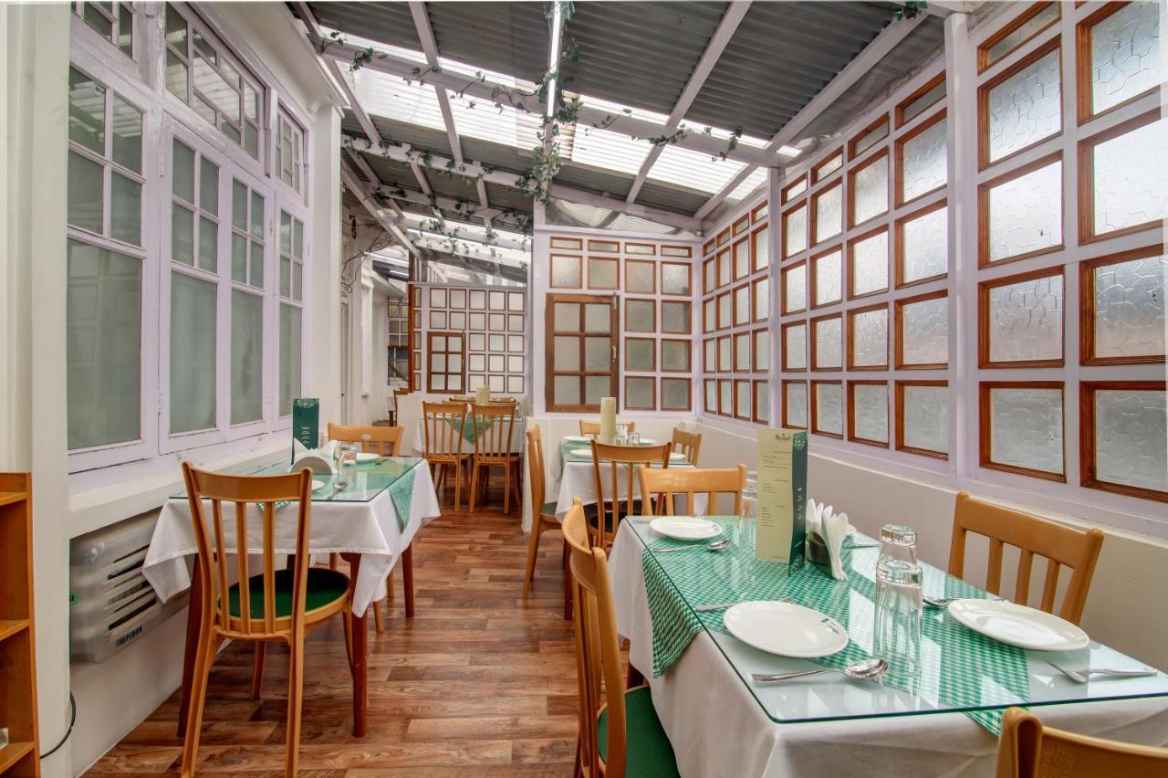 Muscatel Spring Burn - 100 Mts From Mall Road Дарджилинг Екстериор снимка